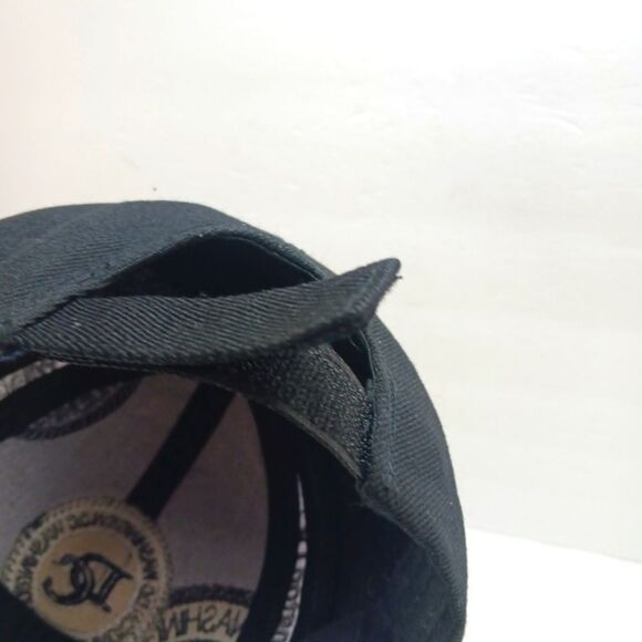 City Hunter Washington D.C. Embroidered Cap Hat Black White Hook Loop Closure... - Picture 10 of 11